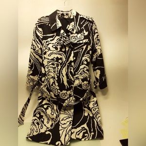 GUCCI Trench Coat Black And White Size 38 With Belt Rack 2